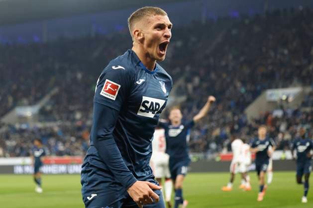 from l n r Goalscorer, Scorer Grischa Proemel TSG Hoffenheim, 6 Cheers after the goal, cheering, celebrated, cheers, cheering, emotions 08 11 2025, Football, Bundesliga, TSG Hoffenheim RB Leipzig, GER, Sinnsheim, PreZero Arena, DFL REGULATES PROHIBIT ANY USE OF PHOTOGRAPHS AS IMAGE SEQUENCES AND OR QUASI VIDEO Copyright: HMBxMedia xHeikoxBecker