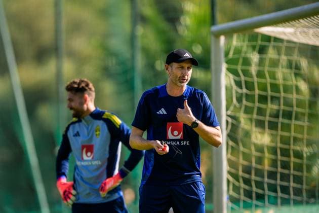 251111 Assistant coach Andreas Georgson of the Swedish national football team during a training session on November 11, 2025 in Marbella Photo Joel Marklund BILDBYRAN kod JM JM0746 bbeng fotboll football soccer fotball vm kval fifa world cup qualifier träning practice training sverige sweden sverige a  Copyright: JOELxMARKLUND BB251111JM113