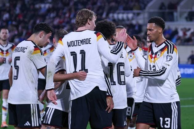 Goal celebration of the German national team after the 0 2 by Nick Woltemade 11 Germany , with Felix Nmecha Germany , Luxembourg vs Germany, Football, Men, World Cup Qualification, Country Match, Group Stage, Group A, Stade de Luxembourg, UEFA,14 11 2025 Luxembourg City Luxembourg Copyright: xkolbert-press MartinxAgüerax
