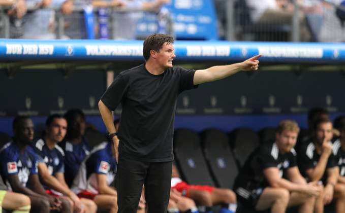 Photo Coach Merlin Polzin HSV Soccer 1 Bundesliga , Matchday 4 on Sat 20 09 2025 Hamburger SV 1 FC Heidenheim