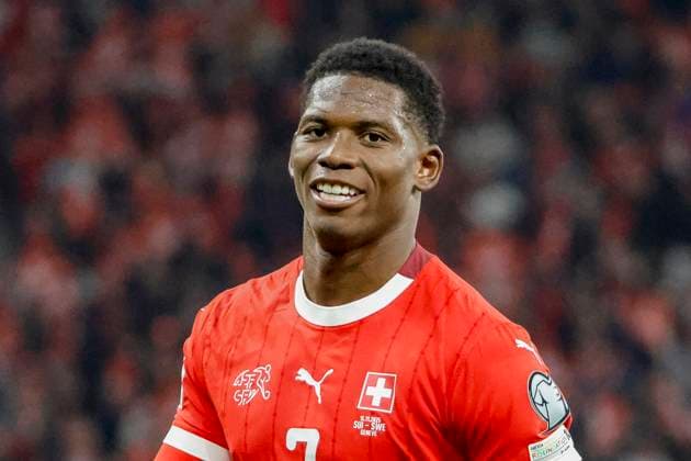 Breel Embolo Switzerland, 07 , Switzerland, FIFA, World Cup Qualification Europe, Group B , Switzerland vs Sweden, 15 11 2025, Stade de Geneve, Geneva, Switzerland Geneva Stade de Geneve Canton Geneva Switzerland Copyright: xGrantxHubbsx