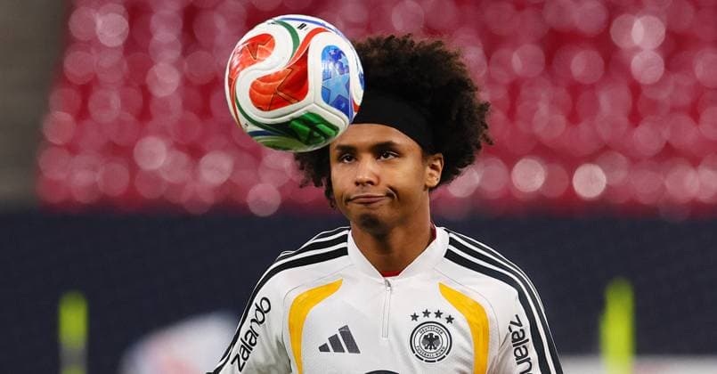 Germany Slovakia Training Leipzig, 16 11 2025, Matchday 1, Red Bull Arena, Final training, before the World Cup Qualifier BR Germany vs Slovakia on 17 11 2025 , In the picture Karim Adeyemi DEU , Picture Point