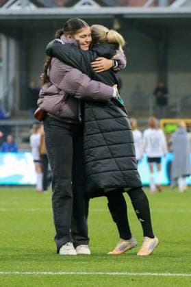 16 11 2025, xgrfx, Soccer DFB Pokal Women Round of 16 , TSG Hoffenheim Eintracht Frankfurt v l Sophia Winkler, Rebecka Blomqvist Eintracht Frankfurt DFL DFB REGULATIONS PROHIBIT ANY USE OF PHOTOGRAPHS as IMAGE SEQUENCES and or QUASI VIDEO Dietmar Hopp Stadion