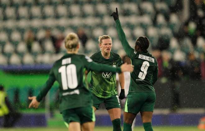Photo Lineth Beerensteyn Wolfsburg meets Manchester United for 3 1 Womens Champions League on Wed 19 11 2025 VfL Wolfsburg