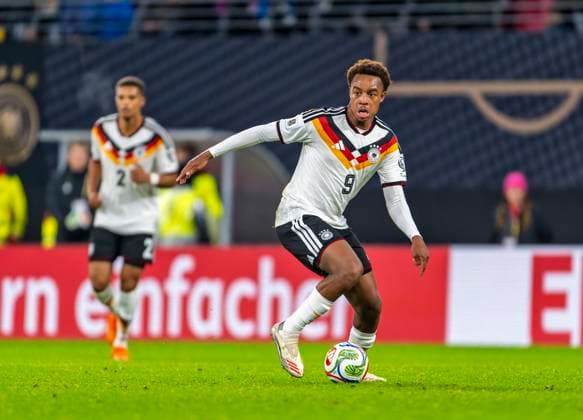 17 11 2025, Football World Cup Qualification Europe 2025 26, Matchday 10, Germany Slovakia, in the Red Bull Arena Leipzig Germany Assan Ouedraogo Germany on the ball