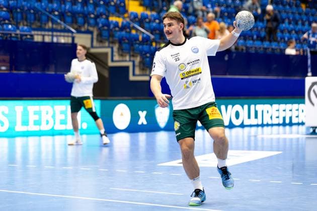 21 11 2025, xkwix, Handball, 1 Handball Bundesliga, DAIKIN HBL 2025 26, TBV Lemgo Lippe ThSV Eisenach, PHOENIX CONTACT Arena Felix Aellen ThSV Eisenach 22 NRW Germany