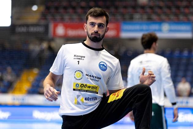 21 11 2025, xkwix, Handball, 1 Handball Bundesliga, DAIKIN HBL 2025 26, TBV Lemgo Lippe ThSV Eisenach, PHOENIX CONTACT Arena Matija Spikic ThSV Eisenach 1 NRW Germany