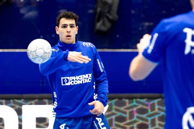 21 11 2025, xkwix, Handball, 1 Handball Bundesliga, DAIKIN HBL 2025 26, TBV Lemgo Lippe ThSV Eisenach, PHOENIX CONTACT Arena Samuel Zehnder TBV Lemgo Lippe 4 NRW Germany