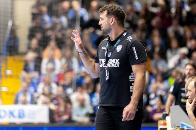 21 11 2025, xkwix, Handball, 1 Handball Bundesliga, DAIKIN HBL 2025 26, TBV Lemgo Lippe ThSV Eisenach, PHOENIX CONTACT Arena Florian Kehrmann TBV Lemgo Lippe Head Coach NRW Germany