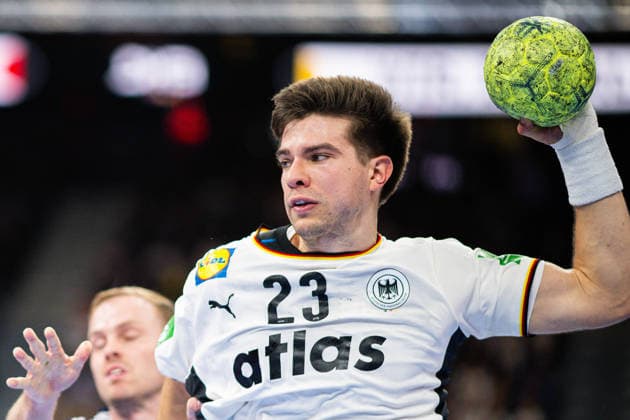 02 11 2025 Handball, International match, Test match, SAP Garden Munich, Germany Iceland L R Omar Ingi Magnusson Iceland , Renars Uscins Germany