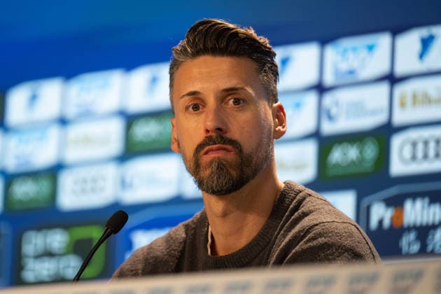 Press conference after the match, Sandro Wagner FC Augsburg, Head coach, Coach GER, TSG 1899 Hoffenheim vs FC Augsburg, Football, Men, 1 Bundesliga, Matchday 12, Season 2025 2026, 29 11 2025, DFL DFB REGULATES PROHIBIT ANY USE OF PHOTOGRAPHS AS IMAGE SEQUENCES AND OR QUASI VIDEO, GER, TSG 1899 Hoffenheim vs FC Augsburg, Football, Men, 1 Bundesliga, Matchday 12, Season 2025 2026, 29 11 2025 Sinsheim Copyright: xEibner-Pressefoto WolfgangxFrankx EP_WFK