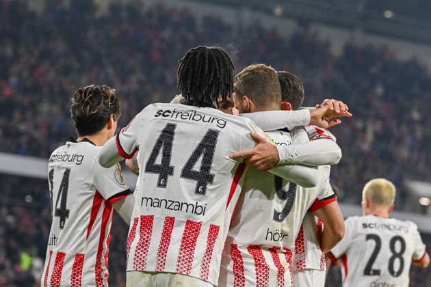 Celebration for goal to 1 0 by Vincenzo Grifo SC Freiburg, 32 GER, SC Freiburg SV Darmstadt 98, Football, DFB Pokal, Round of 16, Season 2025 2026, 03 12 2025 DFB REGULATIONS PROHIBIT ANY USE OF PHOTOGRAPHS AS IMAGE SEQUENCES AND OR QUASI VIDEO GER, SC Freiburg SV Darmstadt 98, Football, DFB Pokal, Round of 16, Season 2025 2026, 03 12 2025 Freiburg Copyright: xEibner-Pressefoto ThomasxHessx EP_THS