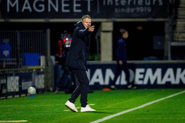 WAALWIJK , 05-12-2025 , Mandemakers Stadion , Season 2025 2026 , Dutch Keuken Kampioen Divisie football , match between RKC Waalwijk and VVV Venlo , picture shows VVV Venlo Head Coach Peter Uneken RKC - VVV  x32360531x Copyright: