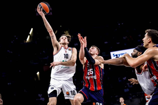 Leandro Bolmaro Kosner Baskonia Vitoria-Gasteiz - EA7 Emporio Armani Olimpia Milano Euroleague 2025-26 Round 14 Vitoria-Gasteiz, 04 12 2025 Foto MarcoBrondi CIAMILLO-CASTORIA Vitoria-Gasteiz Fernando Buesa Arena Paesi Baschi Spagna Copyright: xMarcoxBrondix