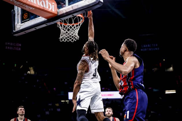 Devin Booker Kosner Baskonia Vitoria-Gasteiz - EA7 Emporio Armani Olimpia Milano Euroleague 2025-26 Round 14 Vitoria-Gasteiz, 04 12 2025 Foto MarcoBrondi CIAMILLO-CASTORIA Vitoria-Gasteiz Fernando Buesa Arena Paesi Baschi Spagna Copyright: xMarcoxBrondix