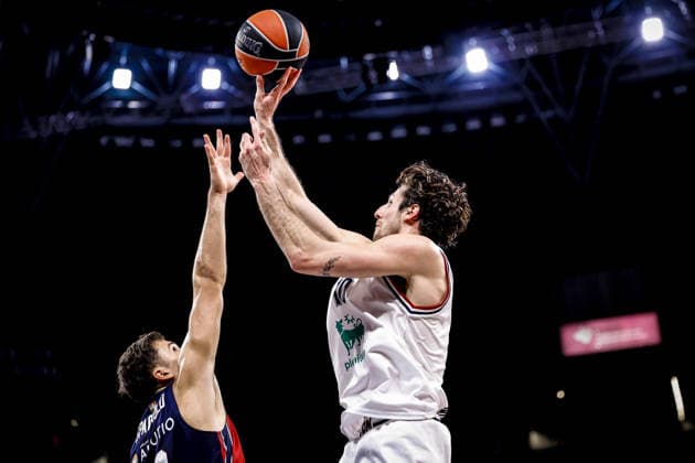 Leandro Bolmaro Kosner Baskonia Vitoria-Gasteiz - EA7 Emporio Armani Olimpia Milano Euroleague 2025-26 Round 14 Vitoria-Gasteiz, 04 12 2025 Foto MarcoBrondi CIAMILLO-CASTORIA Vitoria-Gasteiz Fernando Buesa Arena Paesi Baschi Spagna Copyright: xMarcoxBrondix