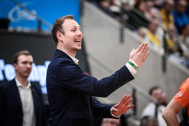 Jaques Schneider VET CONCEPT Gladiators Trier, Head Coach gestures GER, MHP Riesen Ludwigsburg VET CONCEPT Gladiators Trier, easycredit BBL, Basketball, Bundesliga, Matchday 9, Season 2025 2026, 06 12 2025 GER, MHP Riesen Ludwigsburg VET CONCEPT Gladiators Trier, easycredit BBL, Basketball, Bundesliga, Matchday 9, Season 2025 2026, 06 12 2025 Ludwigsburg Copyright: xSandyxDinkelackerx EP_SDR