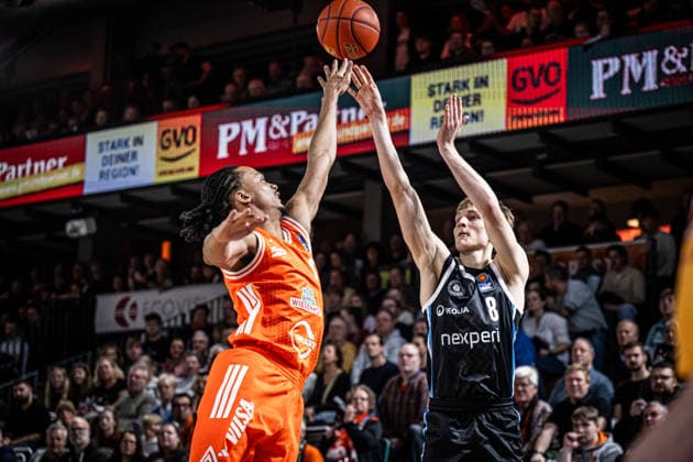 1 Basketball Bundesliga, easyCredit BBL, Season 2025 2026, Men, Main Round, 9 Matchday, 07 12 2025, RASTA Vechta Veolia Hamburg Towers Jared Grey 8 Veolia Towers Hamburg at Jumpshot Vechta RASTA Dome Lower Saxony Germany