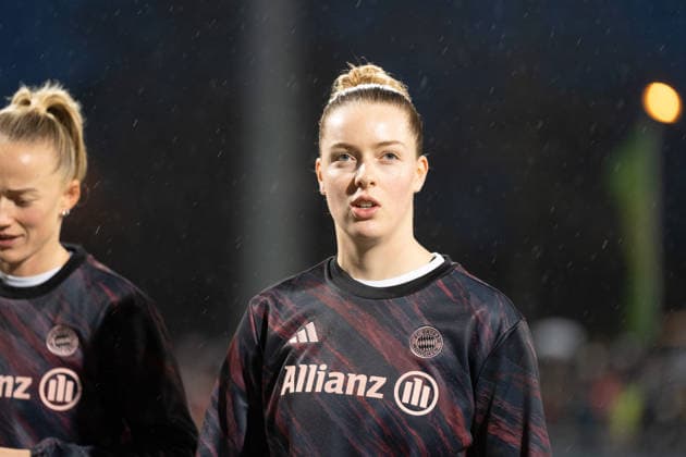 07 12 2025, xhfmx, Soccer Google Pixel Women Bundesliga, Eintracht Frankfurt FC Bayern Alara Åžehitler FC Bayern Munich, 14 DFL DFB REGULATIONS PROHIBIT ANY USE OF PHOTOGRAPHS as IMAGE SEQUENCES and or QUASI VIDEO Frankfurt am Main