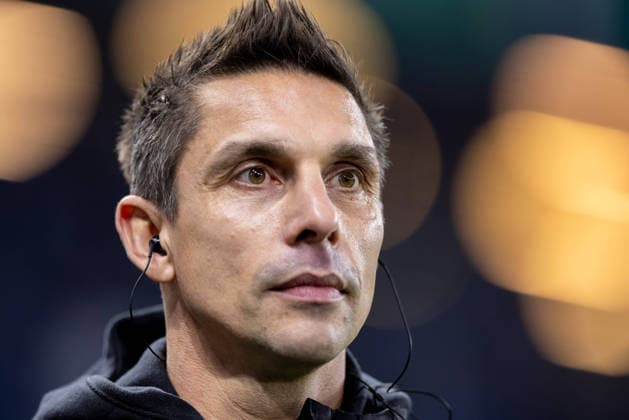 Hamburg, December 3, 2025 Football, DFB Pokal 2025 26, Hamburger SV Holstein Kiel Marcel Rapp Holstein Kiel, Coach DFL REGULATIONS PROHIBIT ANY USE OF PHOTOGRAPHS AS IMAGE SEQUENCES AND OR QUASI VIDEO