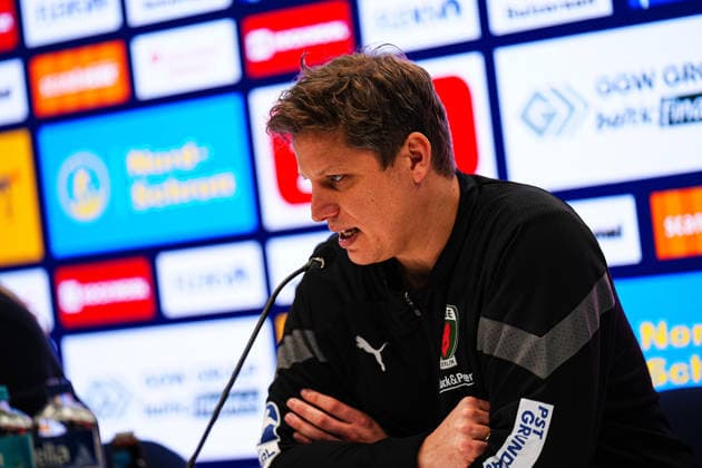 Nicolej Krickau Fuechse Berlin, Coach GER, SG Flensburg Handewitt vs Fuechse Berlin, Handball, Bundesliga, Matchday 16, Season 2026 2026, 11 12 2025 GER, SG Flensburg Handewitt vs Fuechse Berlin, Handball, Bundesliga, Matchday 16, Season 2026 2026, 11 12 2025 Flensburg Copyright: xEibner-Pressefoto MarcelxvonxFehrnx EP_MFN