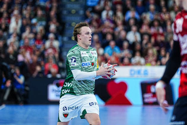 Tobias Schjoelberg Groendahl Fuechse Berlin, 15 GER, SG Flensburg Handewitt vs Fuechse Berlin, Handball, Bundesliga, Matchday 16, Season 2026 2026, 11 12 2025 GER, SG Flensburg Handewitt vs Fuechse Berlin, Handball, Bundesliga, Matchday 16, Season 2026 2026, 11 12 2025 Flensburg Copyright: xEibner-Pressefoto MarcelxvonxFehrnx EP_MFN