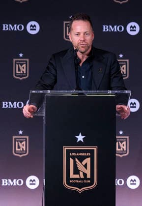 December 15, 2025, Los Angeles, California, USA: Marc Dos Santos, the new head coach of Los Angeles Football Club, speaks to the media during a press conference, PK, Pressekonferenz at BMO Stadium in Los Angeles, California on Monday December 15, 2025. JAVIER ROJAS PI Los Angeles USA - ZUMAp124 20251215_zaa_p124_018 Copyright: xJavierxRojasx
