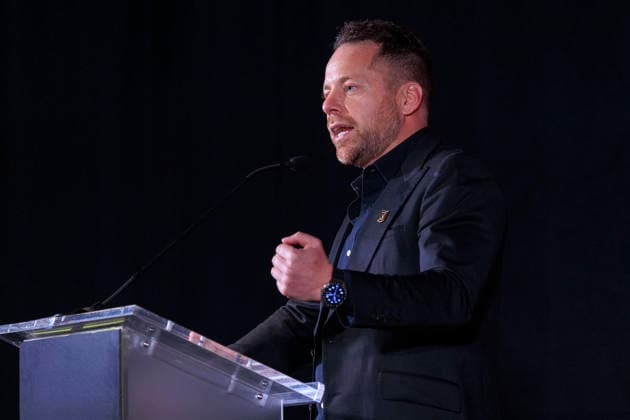 December 15, 2025, Los Angeles, California, USA: Marc Dos Santos, the new head coach of Los Angeles Football Club, speaks to the media during a press conference, PK, Pressekonferenz at BMO Stadium in Los Angeles, California on Monday December 15, 2025. JAVIER ROJAS PI Los Angeles USA - ZUMAp124 20251215_zaa_p124_021 Copyright: xJavierxRojasx