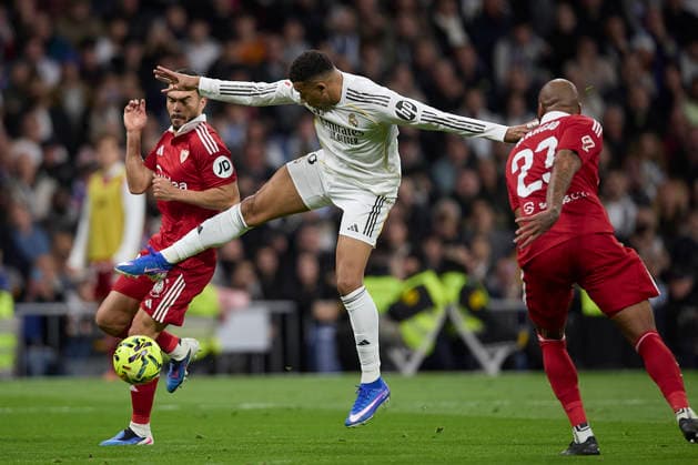 Kylian Mbappe Real Madrid CF controls the ball during the LaLiga EA Sports match between Real Madrid v Sevilla FC at Santiago BernabÃ u on December 20, 2025 in Madrid, Spain Photo by Manu Reino DeFodi Images
