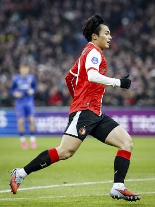 ROTTERDAM - Ayase Ueda of Feyenoord during the Dutch Eredivisie match between Feyenoord and FC Twente at Feyenoord Stadium De Kuip on December 21, 2025, in Rotterdam, Netherlands. ANP BAS CZERWINSKI Eredivisie 2025-2026 xVIxANPxSportx xxANPxIVx 545488018 originalFilename: 545488018