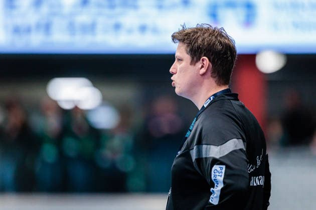 Nicolej Krickau Fuechse Berlin, Coach GER, GWD Minden vs Fuechse Berlin, Handball, 1 Bundesliga, Matchday 18, Season 2025 2026, 21 12 2025 GER, GWD Minden vs Fuechse Berlin, Handball, 1 Bundesliga, Matchday 18, Season 2025 2026, 21 12 2025 Luebbecke Copyright: xEibner-Pressefoto JanxRollingerx EP_JSK