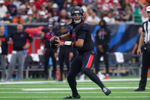 HOUSTON, TX - OCTOBER 26: Quarterback C.J. Stroud 7 of the Houston Texans readies to pass the ball during the NFL, American Football Herren, USA game between Houston Texans and San Francisco 49ers on October 26, 2025, at NRG Stadium in Houston, TX. (Photo by David Buono Icon Sportswire) NFL: OCT 26 49ers at Texans EDITORIAL USE ONLY Icon251026117