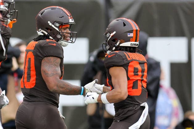 CLEVELAND, OH - OCTOBER 19: Cleveland Browns running back Quinshon Judkins (10) is congratulated by Cleveland Browns wide receiver Gage Larvadain (84) after running for a 2-yard touchdown during the fourth quarter of the National Football League game between the Miami Dolphins and Cleveland Browns on October 19, 2025, at Huntington Bank Field in Cleveland, OH. (Photo by Frank Jansky Icon Sportswire) NFL, American Football Herren, USA OCT 19 Dolphins at Browns EDITORIAL USE ONLY Icon251019077