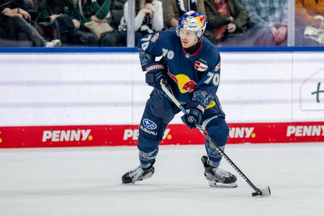 Maximilian Daubner EHC Red Bull Muenchen, 70 GER, EHC Red Bull Muenchen vs Augsburger Panther, Ice Hockey, DEL, Matchday 34, Season 2025 2026, 30 12 2025 GER, EHC Red Bull Muenchen vs Augsburger Panther, Ice Hockey, DEL, Matchday 34, Season 2025 2026, 30 12 2025 Muenchen Copyright: xEibner-Pressefoto HeikexFeinerx EP_HFR
