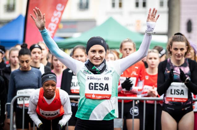 36 Bitburger 0,0 Silvesterlauf Trier, 31 12 2025 Anticipation Gesa Krause Silvesterlauf Trier at the athlete presentation 36 Bitburger 0,0 Silvesterlauf on 31 12 2025 in the old town in Trier Rhineland-Palatinate Copyright: xBEAUTIFULxSPORTS R.xSchmittx