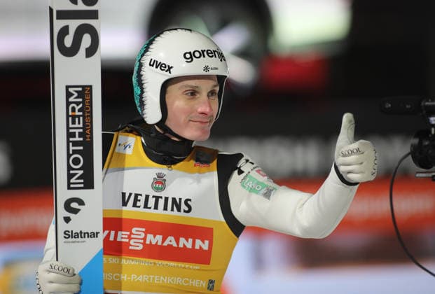 74 International Four Hills Tournament, Ski Jumping, Men, World Cup, Garmisch Partenkirchen, Qualification, 4hills, Great Olympic Hill PREVC Domen SLO m outrun standing, joy, thumbs up, winner of the qualification