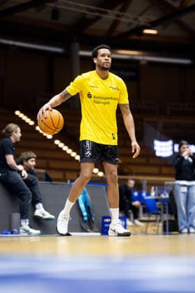 HAKRO Merlins Crailsheim Tigers Tuebingen, Herren, 2 Bundesliga, Barmer 2 Basketball Bundesliga, pro A, 16 Spieltag, Spielzeit 2025 2026, 03 01 2026 Tigers new signing Larry Thomas Tigers Tuebingen, 0 beim Warmup