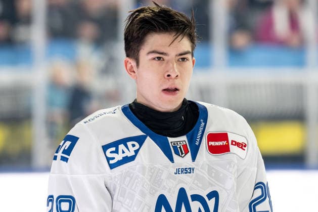Alexander Ehl Adler Mannheim, 28 in the Starting Six Portrait Portrait GER, EHC Red Bull Muenchen vs Adler Mannheim, Ice Hockey, DEL, Matchday 36, Season 2025 2026, 04 01 2026 GER, EHC Red Bull Muenchen vs Adler Mannheim, Ice Hockey, DEL, Matchday 36, Season 2025 2026, 04 01 2026 Muenchen Copyright: xEibner-Pressefoto HeikexFeinerx EP_HFR