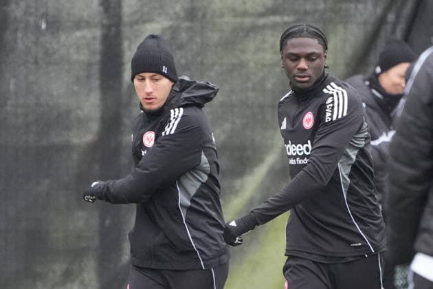 Younes Ebnoutalib Eintracht Frankfurt and Jean Matteo Bahoya Eintracht Frankfurt Frankfurt 05 01 2026 Eintracht Frankfurt vs training kick-off, Deutsche Bank Park, Bundesliga