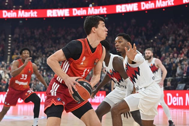 VLADIMIR LUCIC FCB , action,duel against Mamadi DIAKITE Kosner Basketball Euro League,season 2025 2026, FC Bayern Muenchen Kosner Baskonia on 07 01 2026 , S A P G A R D EN