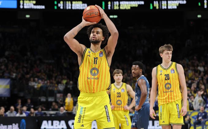 Norris Agbakoko on the ball during free throw action upper body Sport Basketball BBL Bundesliga Men 15 Matchday Season 2025 2026 11 01 2026 ALBA Berlin vs MLP Academics Heidelberg