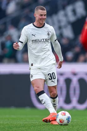 11 01 2026, Football, Borussia Mönchengladbach FC Augsburg, 1 Soccer Bundesliga, 16 Matchday, Borussia Park, Season 2025 2026 Nico Elvedi Borussia Mönchengladbach 30 DFB regulations prohibit any use of photographs as image sequences and or quasi video Nordrhein Westfalen Germany