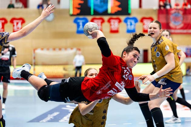 14 01 2026, GER, Handball, Women, Season 2025 2026, Alsco 1 Bl, 13 Matchday, Thueringer HC Buxtehuder SV Giulia Guarieiro Thueringer HC,13 99947 Bad Langensalza Salza Halle Sporthalle Mehrz Thüringen Germany