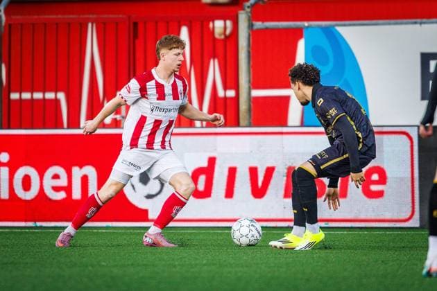OSS , 17-01-2026 , Frans Heesen Stadion , Season 2025 2026 , Dutch Keuken Kampioen Divisie football , match between TOP Oss and FC Emmen , picture shows Top Oss - Emmen  x200864277x Copyright:
