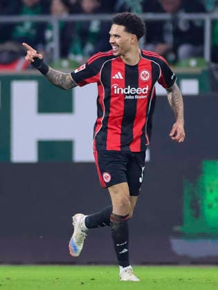 Nnamdi Collins Eintracht Frankfurt celebrates his goal for 1 2, Bundesliga, SV Werder Bremen v Eintracht Frankfurt, Weserstadion, January 16, 2026 in Bremen, Germany Photo by Marco Steinbrenner DeFodi Images Nnamdi Collins Eintracht Frankfurt celebrates after scoring his teams second goal, Bundesliga, SV Werder Bremen v Eintracht Frankfurt, Weserstadion, January 16, 2026 in Bremen, Germany Photo by Marco Steinbrenner DeFodi Images DFL regulations prohibit any use of photographs as image sequences and or quasi video
