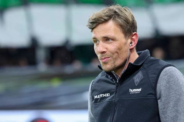 Managing Director Professional Football Sport Clemens Fritz Werder Bremen looks disappointed, Bundesliga, SV Werder Bremen v Eintracht Frankfurt, Weserstadion, January 16, 2026 in Bremen, Germany Photo by Marco Steinbrenner DeFodi Images Managing Director Professional Football Sport Clemens Fritz Werder Bremen looks disappointed, Bundesliga, SV Werder Bremen v Eintracht Frankfurt, Weserstadion, January 16, 2026 in Bremen, Germany Photo by Marco Steinbrenner DeFodi Images DFL regulations prohibit any use of photographs as image sequences and or quasi video