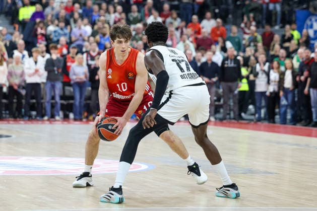 Justinian Jessup FC Bayern Basketball, 10 with Isaac Bonga Partizan Mozzart Bet Belgrade, 17 , GER, FC Bayern Basketball vs Partizan Mozzart Bet Belgrade, Basketball, Euroleague, Matchday 23, Season 2025 2026, 20 01 2026, GER, FC Bayern Basketball vs Partizan Mozzart Bet Belgrade, Basketball, Euroleague, Matchday 23, Season 2025 2026, 20 01 2026 Muenchen Copyright: xEibner-Pressefoto JennixMaulx EP_JML