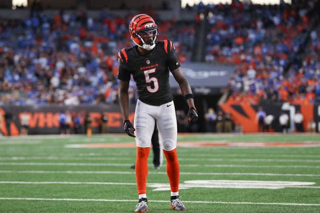 CINCINNATI, OH - OCTOBER 05: Cincinnati Bengals wide receiver Tee Higgins (5) lines up for a play during the game against the Detroit Lions and the Cincinnati Bengals on October 5, 2025, at Paycor Stadium in Cincinnati, OH. (Photo by Ian Johnson Icon Sportswire) NFL, American Football Herren, USA OCT 05 Lions at Bengals EDITORIAL USE ONLY Icon251005085