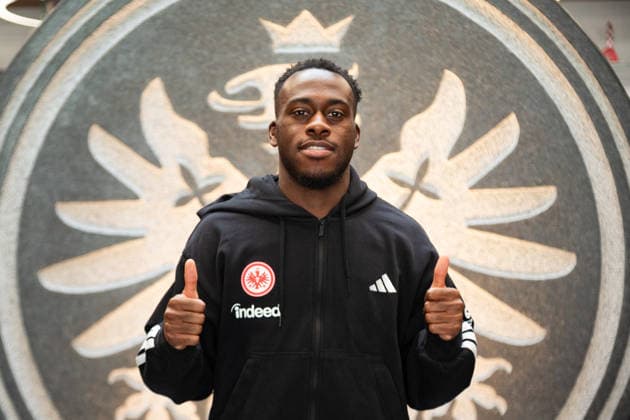 2026 01 22 xvsx Eintracht Frankfurt press conference to introduce new signing Arnaud Kalimuendo Eintracht Frankfurt v l , Arnaud Kalimuendo Eintracht Frankfurt in conversation with journalists DFL DFB REGULATIONS PROHIBIT ANY USE OF PHOTOGRAPHS as IMAGE SEQUENCES and or QUASI VIDEO Copyright: JoaquimxFerreira