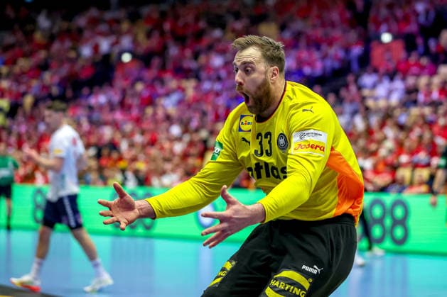 24 01 2026, Handball, Men s EHF EURO 2026, Germany Norway, Jyske Bank Boxen in Herning, Denmark, Main Round Andreas Wolff Germany 33 gesticulating on the pitch Denmark